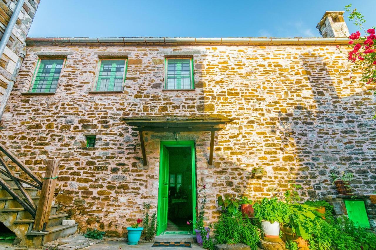 Morfeas Guesthouse Papigko Bagian luar foto