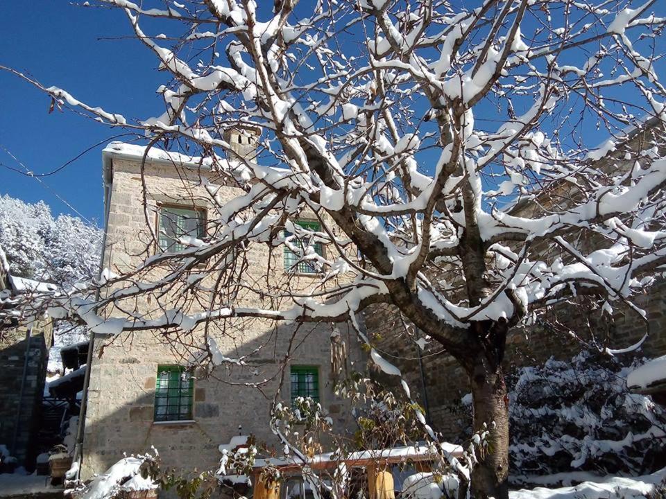 Morfeas Guesthouse Papigko Bagian luar foto